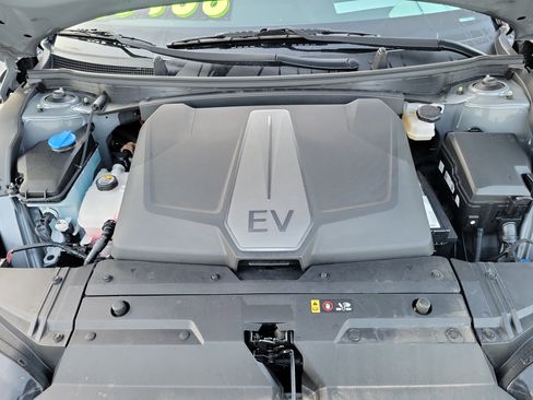 Used 2022 Kia EV6 GT-Line w/ GT-Line Suede Seat Package image 24