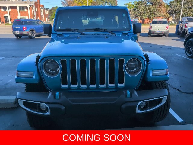 Used 2022 Jeep Wrangler Unlimited Sahara w/ Cold Weather Group AWD/4WD image 2