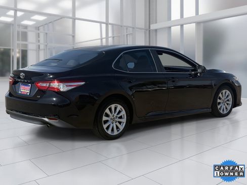 Used 2018 Toyota Camry LE w/ Protection Package (Q2) image 6