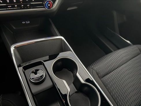 New 2026 Chevrolet Equinox LT image 13