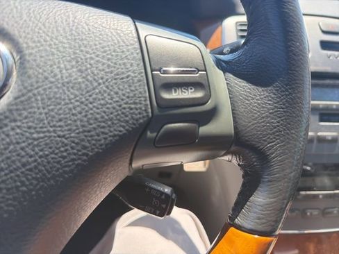 Used 2005 Lexus ES 330 FWD image 13