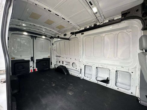 Used 2019 Ford Transit 250 148 Medium Roof image 16