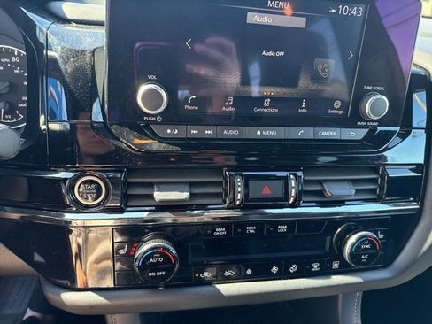 Used 2024 Nissan Pathfinder Rock Creek AWD/4WD image 30