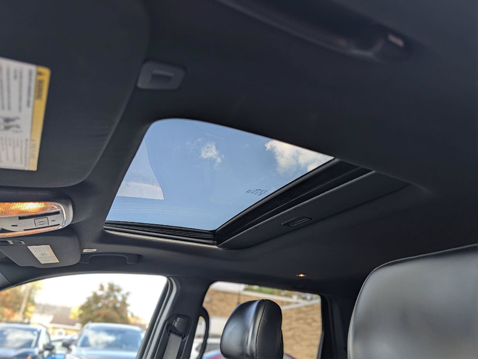 Used 2020 Jeep Grand Cherokee Limited AWD/4WD image 33