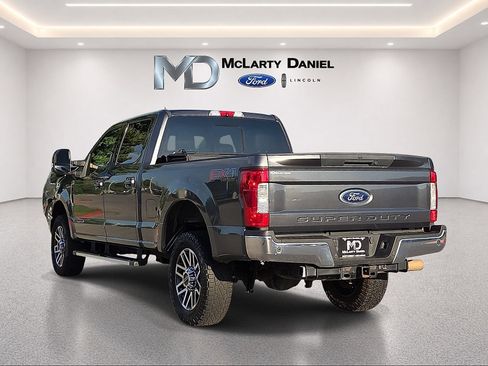 Used 2019 Ford F250 Lariat w/ Lariat Ultimate Package AWD/4WD image 4
