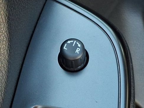 Used 2020 Subaru WRX AWD/4WD image 17