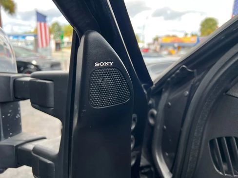 Used 2015 Ford F250 Platinum w/ FX4 Off-Road Package image 11