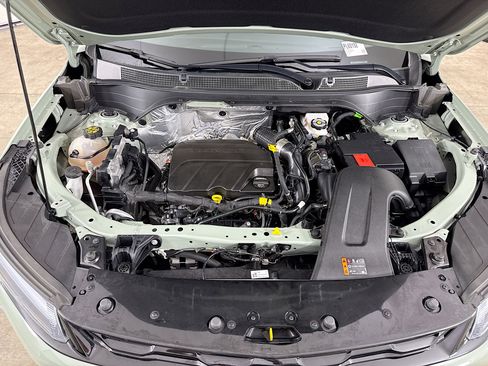 Used 2025 Chevrolet Trax ACTIV w/ Driver Confidence Package image 30