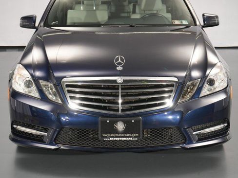 Used 2012 Mercedes-Benz E 350 4MATIC Wagon image 6