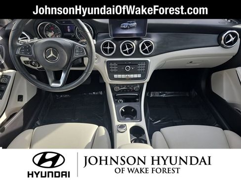 Used 2019 Mercedes-Benz GLA 250 image 17