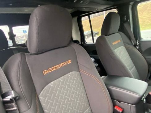 New 2026 Jeep Gladiator Mojave w/ Safety Group image 28