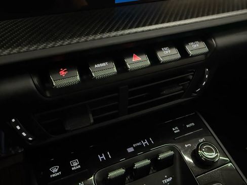 Used 2025 Porsche 911 GT3 image 13