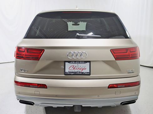 Used 2018 Audi Q7 3.0T Prestige image 14