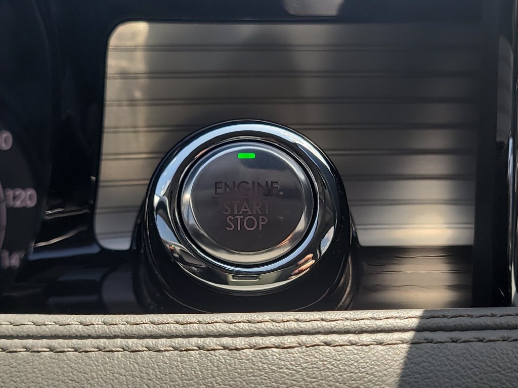 Used 2020 Lincoln Corsair FWD image 27