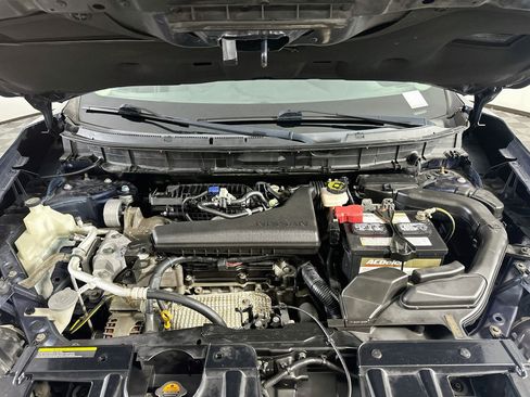 Used 2016 Nissan Rogue SV AWD/4WD image 32