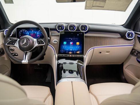 Certified 2026 Mercedes-Benz GLC 300 GLC 300 image 11