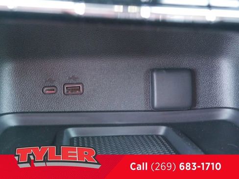 New 2026 Chevrolet Traverse High Country w/ LPO, Floor Liner Package AWD/4WD image 34