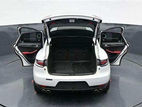 Used 2020 Porsche Macan S AWD/4WD image 45