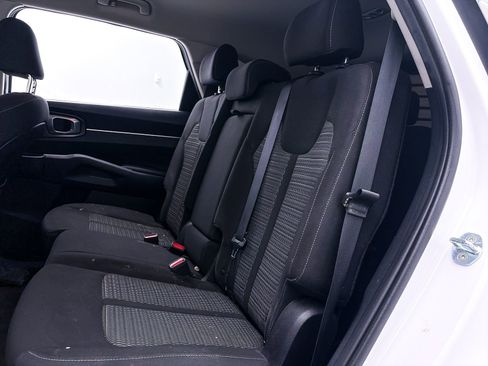 Used 2022 Kia Sorento LX AWD/4WD image 32