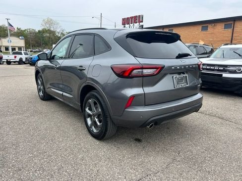 Certified 2024 Ford Escape ST-Line w/ Tech Pack #1 AWD/4WD image 6