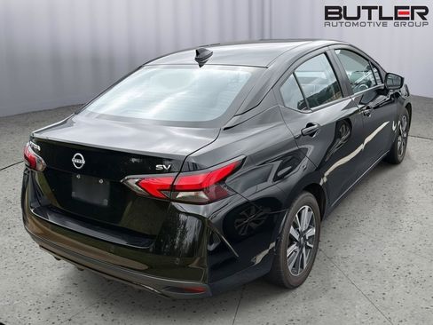 Used 2024 Nissan Versa SV FWD image 8