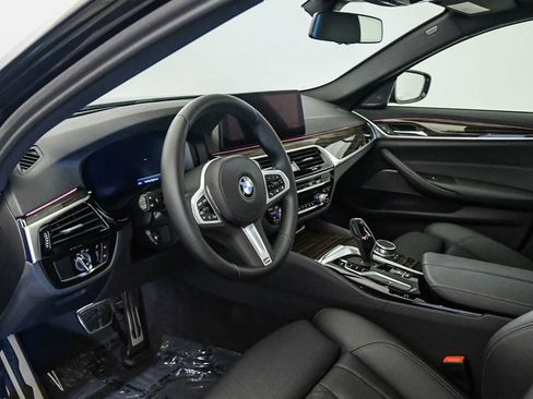 Certified 2023 BMW 540i w/ M Sport Package RWD image 17