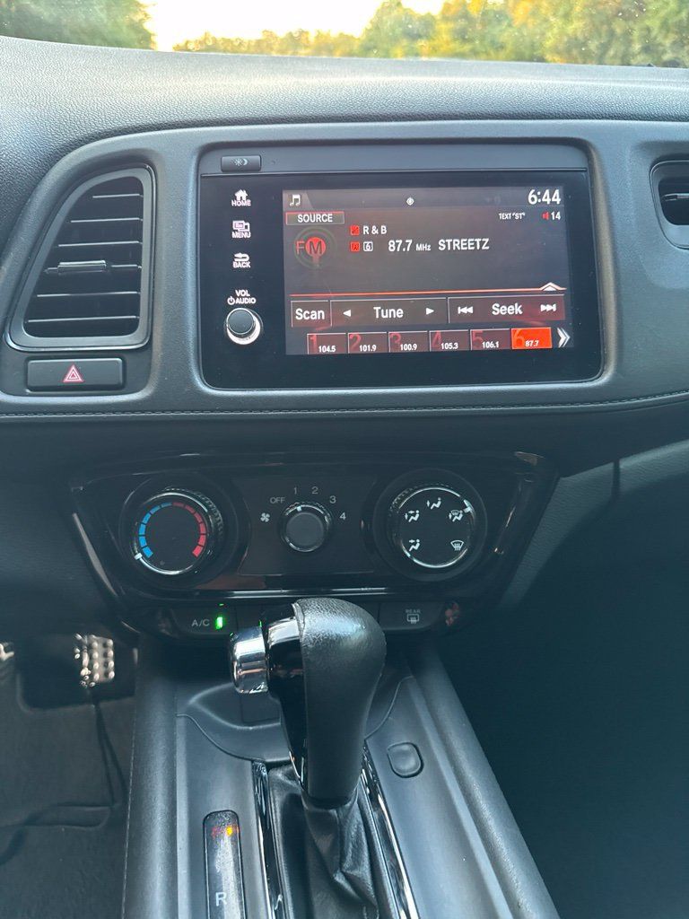 Used 2019 Honda HR-V Sport image 19