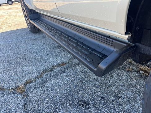 New 2026 Ford Bronco Outer Banks AWD/4WD image 9