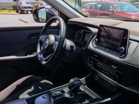 Used 2023 Nissan Rogue S FWD image 20