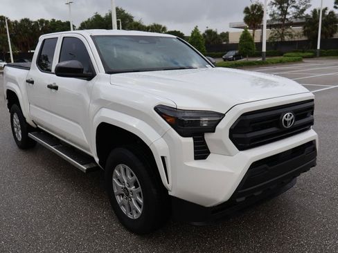 Certified 2024 Toyota Tacoma SR image 6