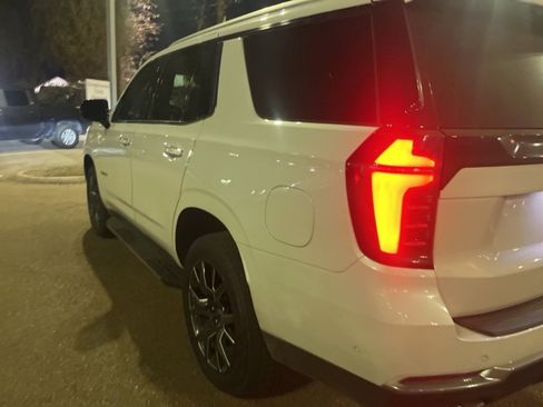 Used 2025 Chevrolet Tahoe High Country w/ Sun And Tow Package image 3