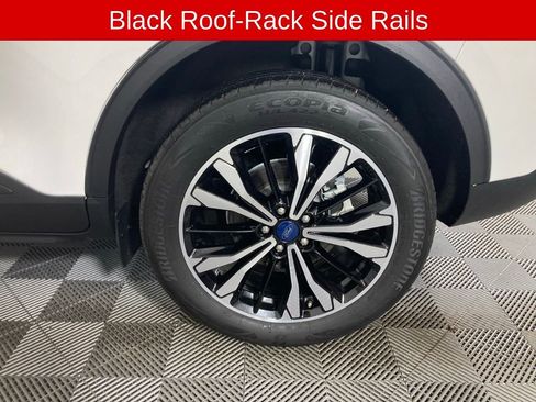 Used 2022 Ford Escape SEL w/ SEL Stealth AWD Package image 23