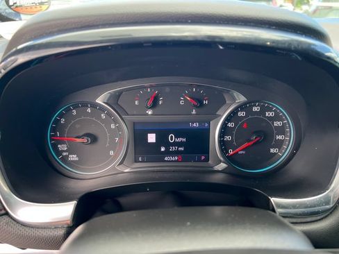 Certified 2023 Chevrolet Traverse RS FWD image 17