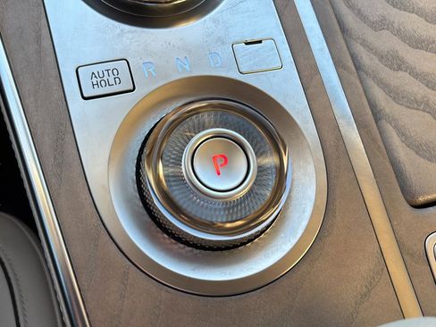 Used 2023 Genesis GV80 2.5T w/ Prestige 20" Package image 35