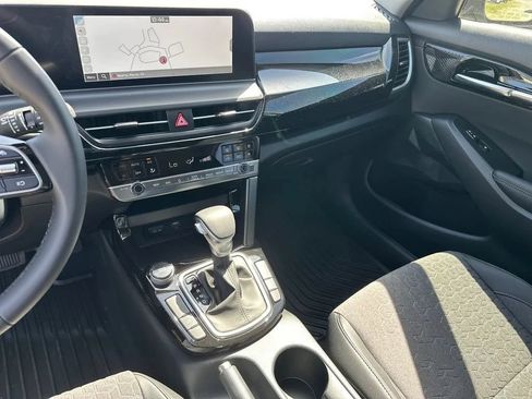 New 2026 Kia Seltos LX FWD image 29