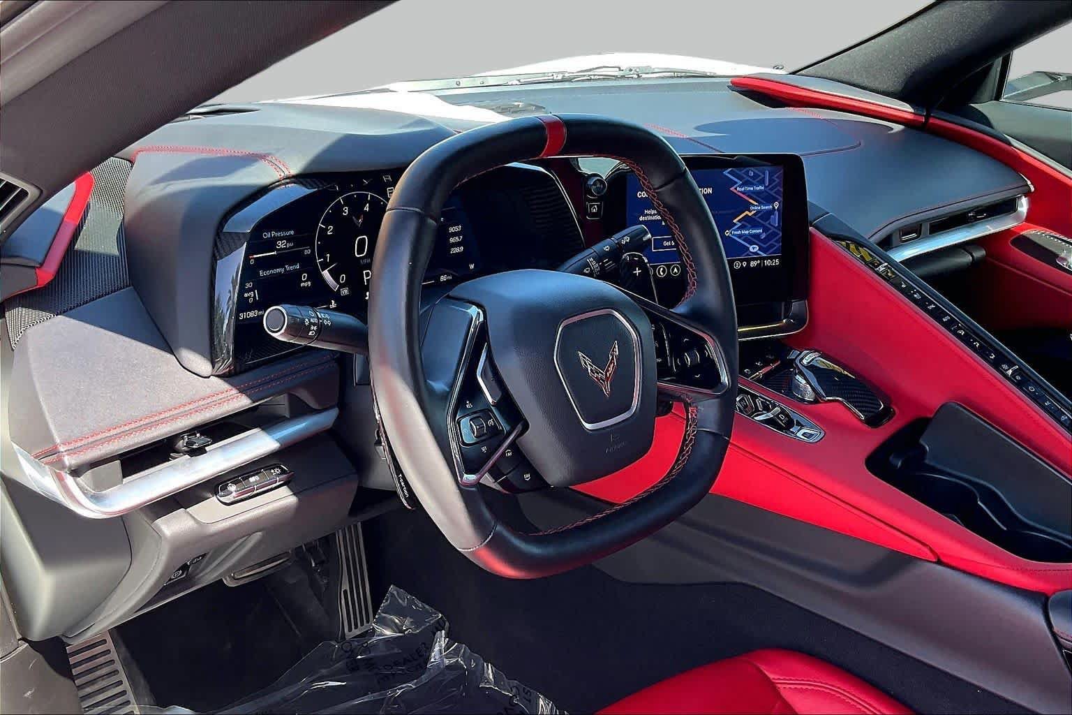Used 2021 Chevrolet Corvette Stingray Preferred Cpe w/ Engine Appearance Package RWD image 28