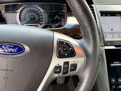 Used 2019 Ford Taurus Limited AWD/4WD image 18