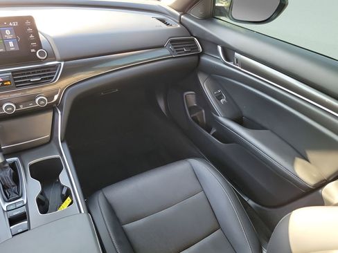 Used 2021 Honda Accord Sport image 17