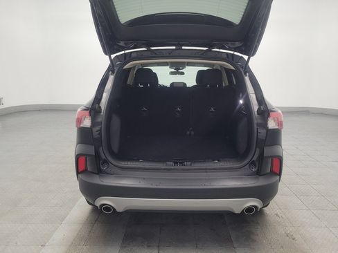 Used 2020 Ford Escape SE image 29