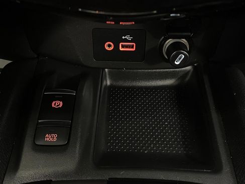 Used 2019 Nissan Rogue SV w/ Premium Package AWD/4WD image 28