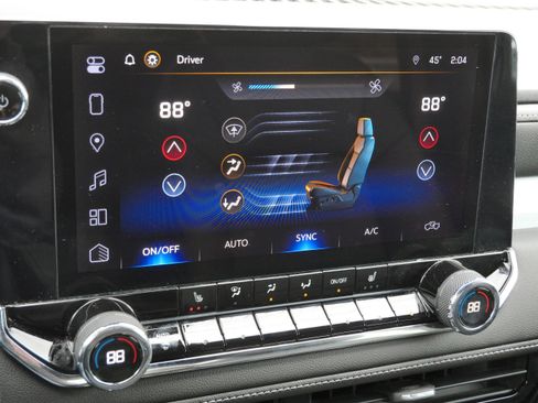 Used 2023 Chevrolet Colorado LT w/ LT Convenience Package III AWD/4WD image 24