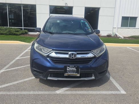 Used 2017 Honda CR-V LX image 2