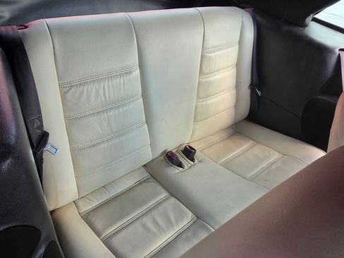 Used 2000 Ford Mustang Convertible RWD image 27