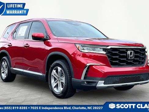 Used 2025 Honda Pilot EX-L image 1
