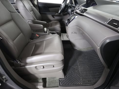 Used 2015 Honda Odyssey EX-L image 25