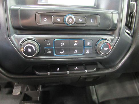 Used 2018 Chevrolet Silverado 2500 W/T w/ WT Convenience Package image 22