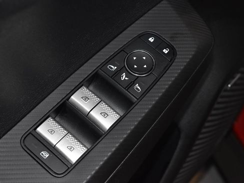 Used 2025 Mitsubishi Outlander SE AWD/4WD image 5