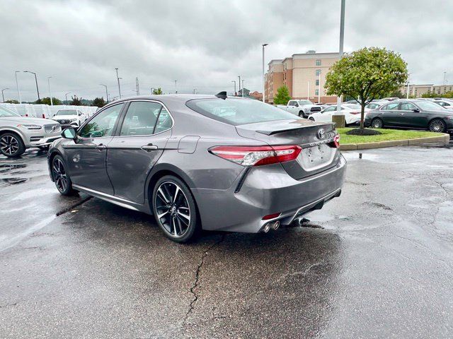 Used 2018 Toyota Camry XSE FWD image 9