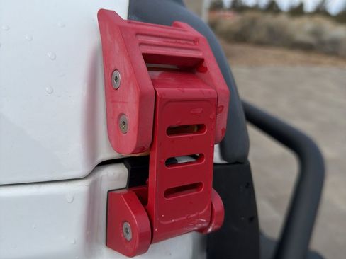 Used 2021 Jeep Gladiator Overland w/ Trailer Tow Package image 9