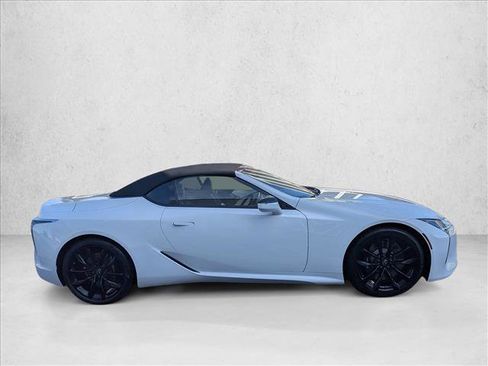 Used 2022 Lexus LC 500 Convertible image 4
